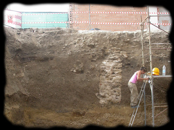 scavo archeologico d'emergenza